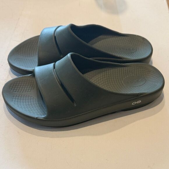 OOFOS Dark Green Slide Sandals main image 4